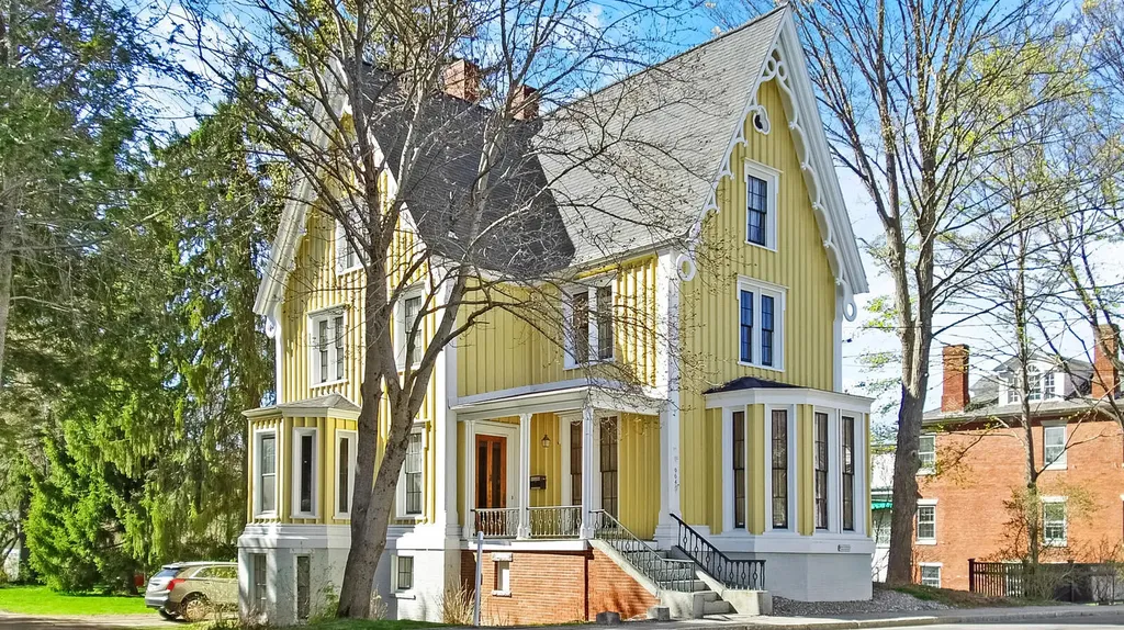 964 Washington Street Bath ME 04530