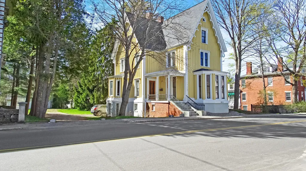 964 Washington Street Bath ME 04530