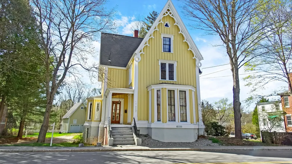 964 Washington Street Bath ME 04530