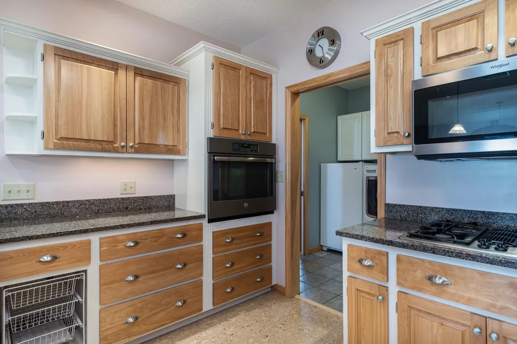 39 Rolling Knoll Drive Leeds ME 04263