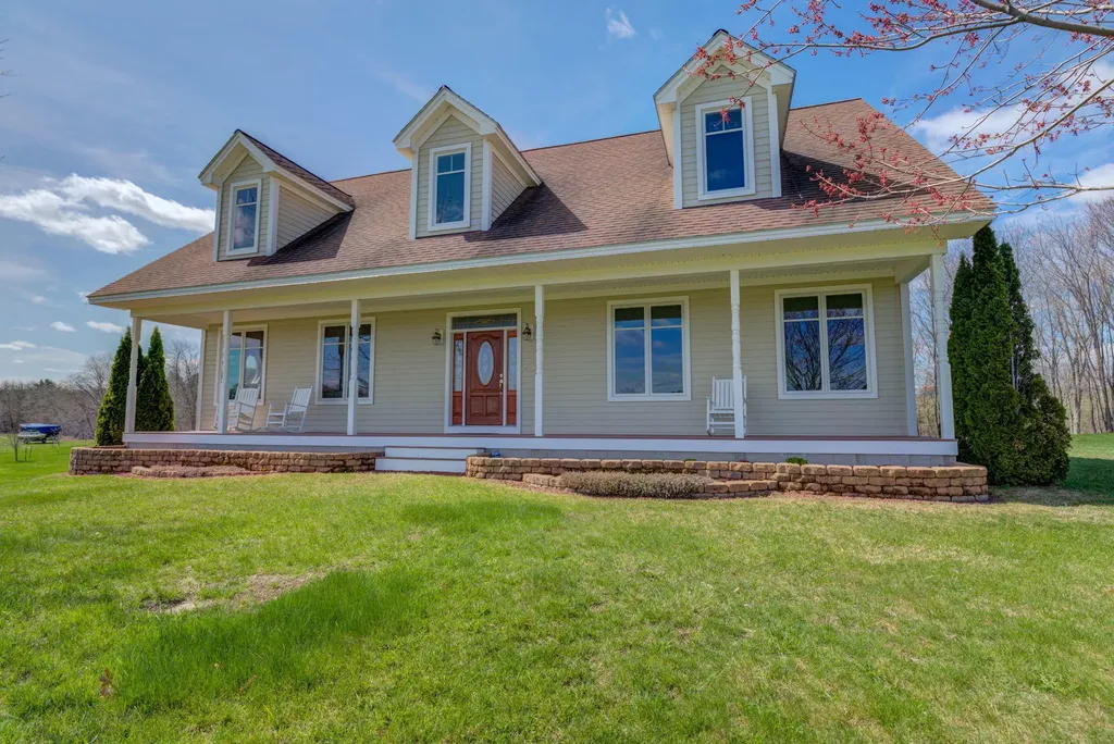 39 Rolling Knoll Drive Leeds ME 04263