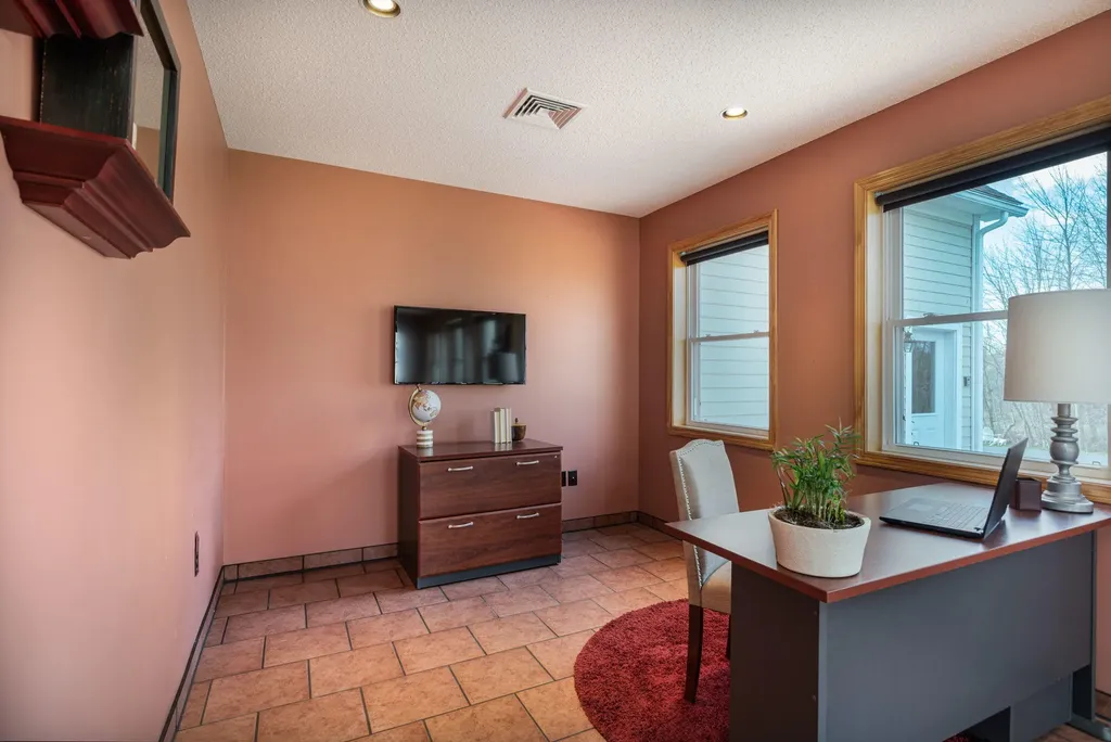 39 Rolling Knoll Drive Leeds ME 04263