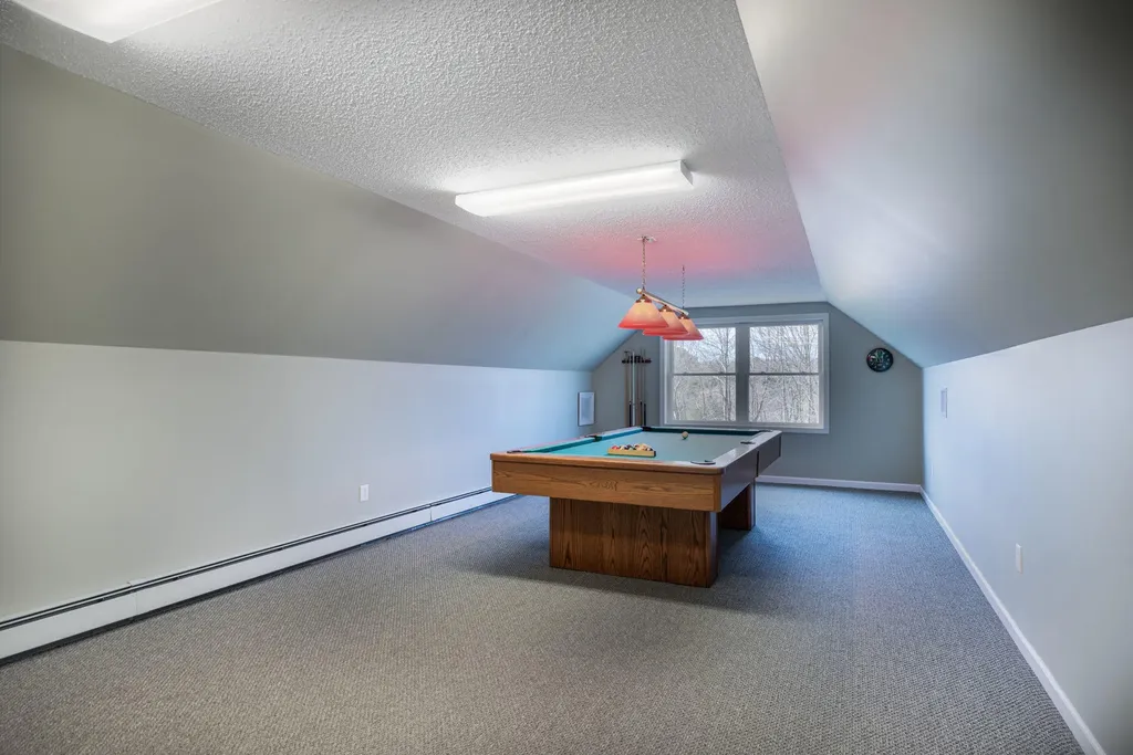 39 Rolling Knoll Drive Leeds ME 04263