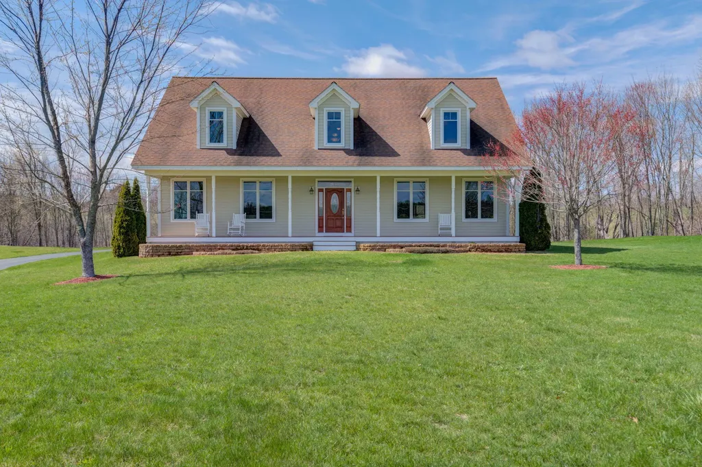 39 Rolling Knoll Drive Leeds ME 04263
