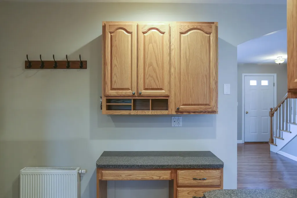 10 Sunset Street Thomaston ME 04861