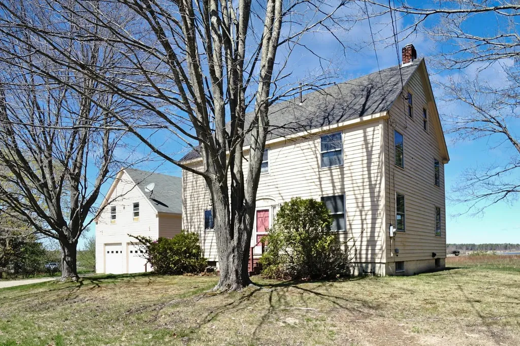 140 Pine Point Road Scarborough ME 04074