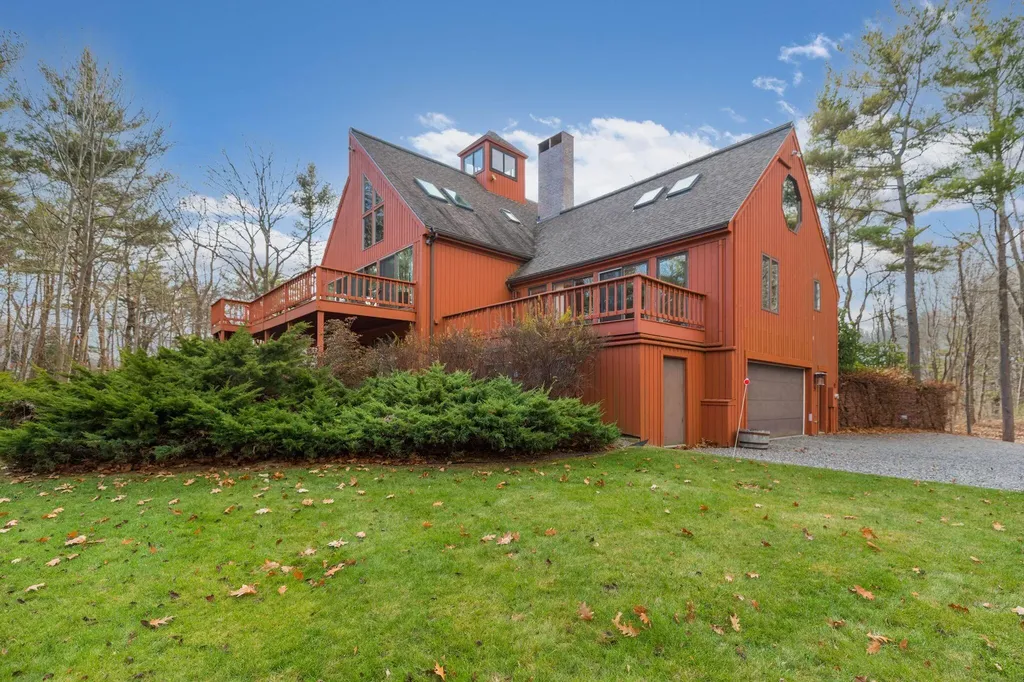 5 Pebble Cove Road York ME 03902