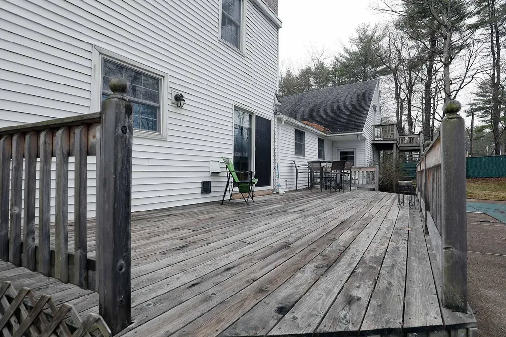 14 Williams Lane Gardiner ME 04345
