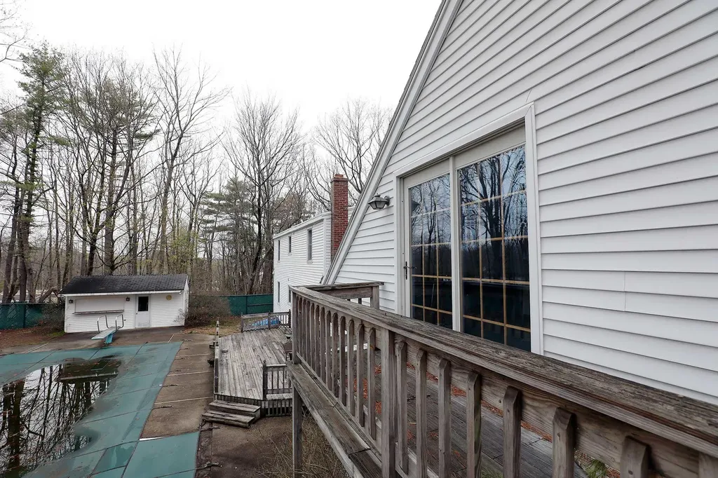 14 Williams Lane Gardiner ME 04345