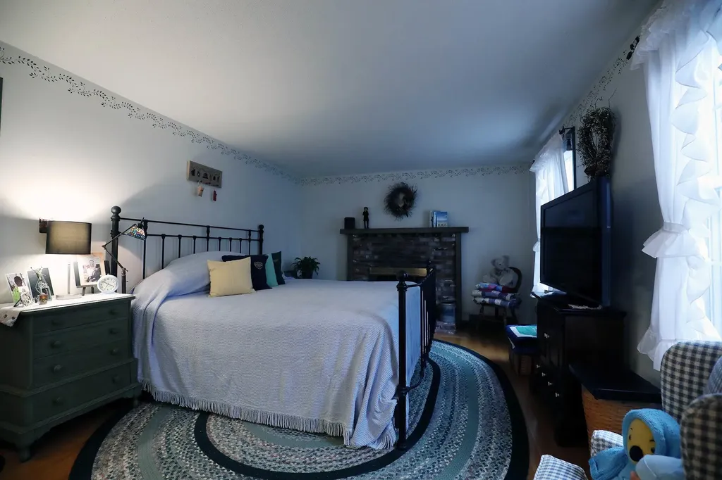 14 Williams Lane Gardiner ME 04345
