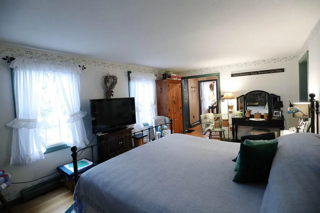 14 Williams Lane Gardiner ME 04345