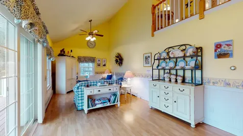 13 Bay Village Road Naples ME 04055