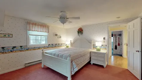 13 Bay Village Road Naples ME 04055
