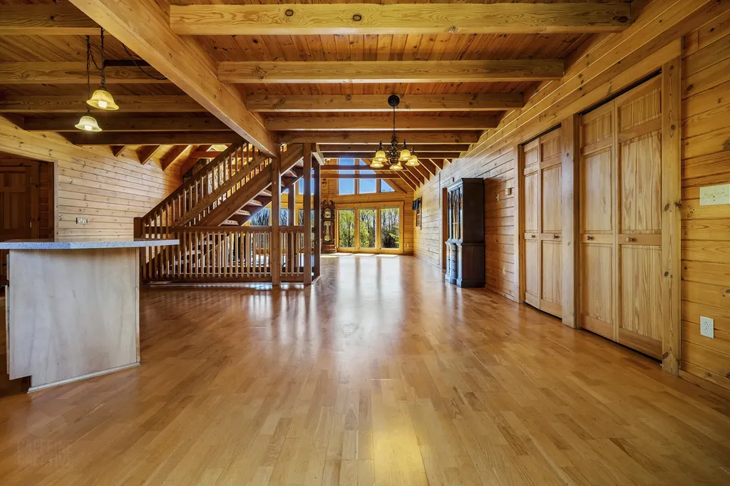 39 Windy Hollow Lane Bowdoinham ME 04008