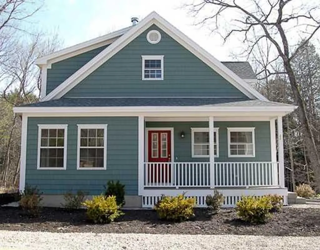 22 Mill Road Falmouth ME 04105