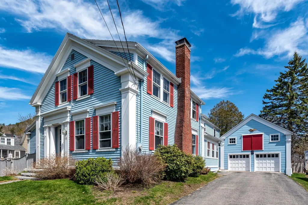 21 Mountain Street Camden ME 04843