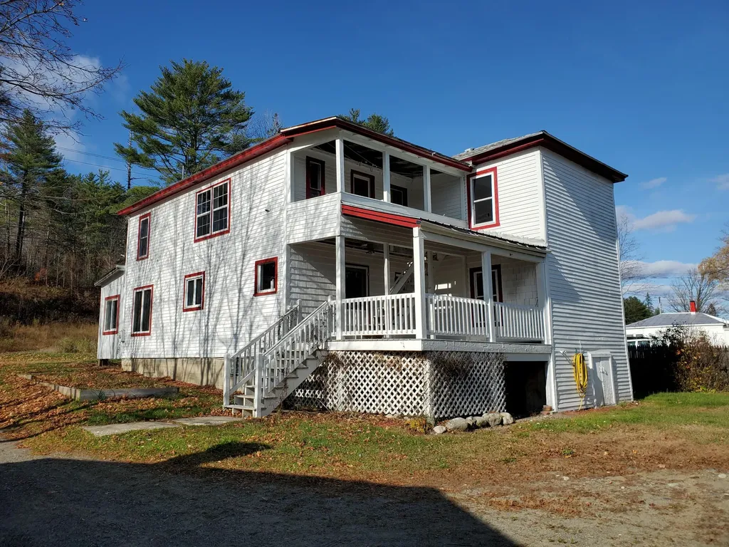 58 Farmington Road Strong ME 04983