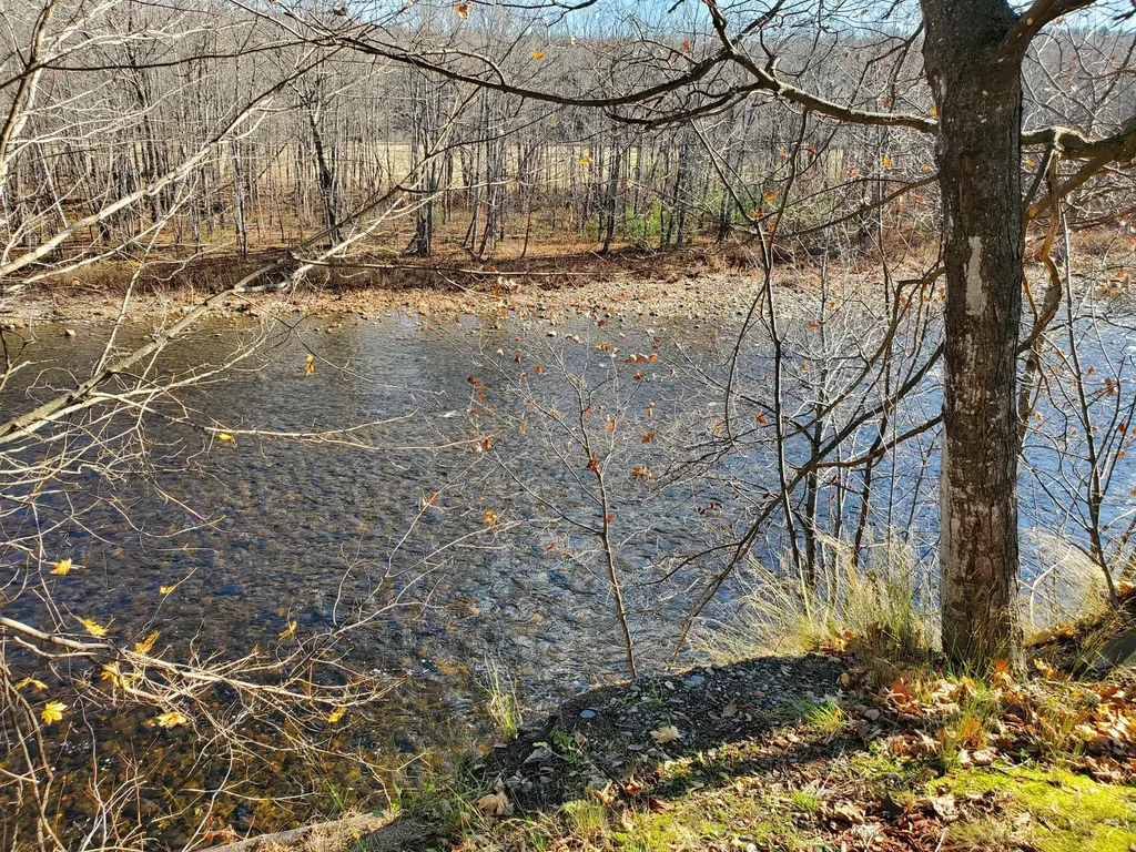 58 Farmington Road Strong ME 04983