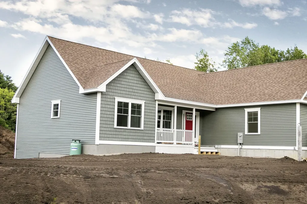 3 Drala Drive Kennebunk ME 04043