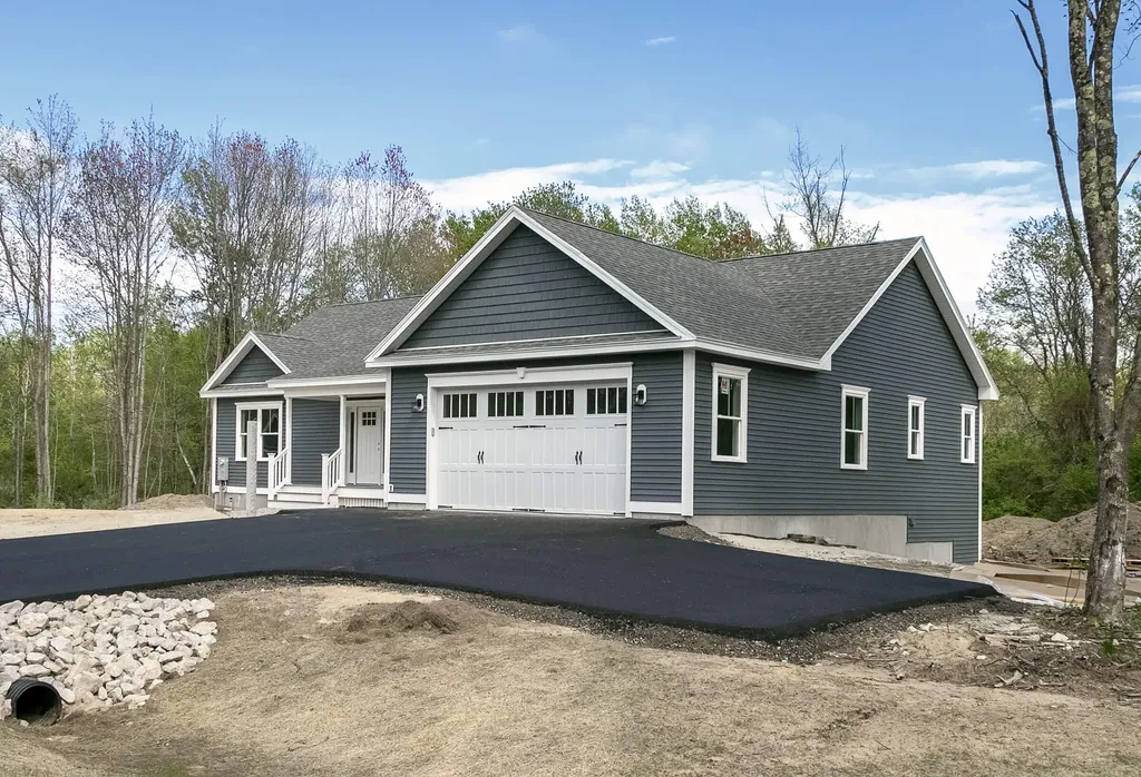 1 Drala Drive Kennebunk ME 04043
