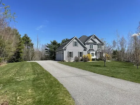 62 Tamarack Trail Bangor ME 04401