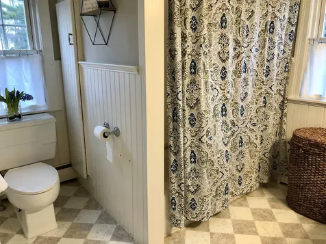 16 Allen Avenue Extension Falmouth ME 04105