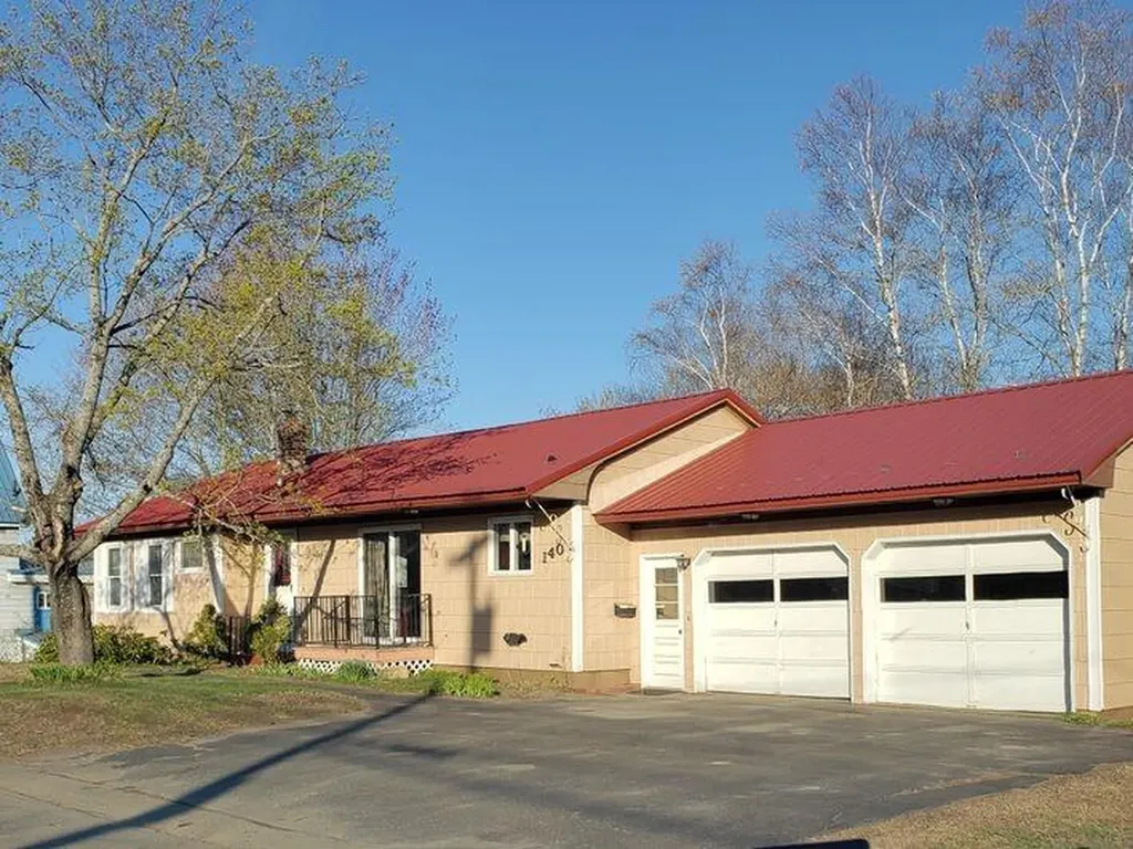 140 Church Street Dexter ME 04930