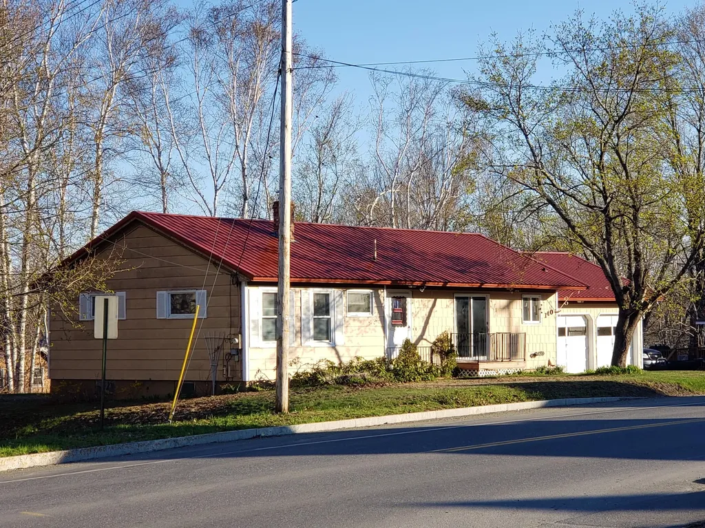 140 Church Street Dexter ME 04930