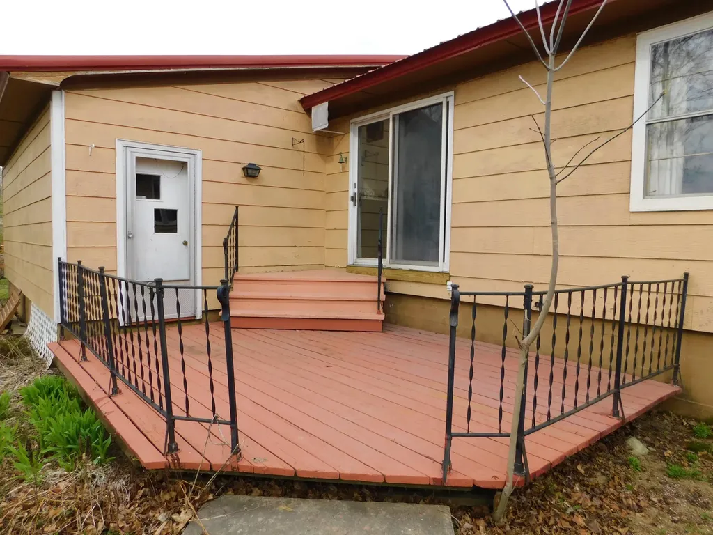 140 Church Street Dexter ME 04930