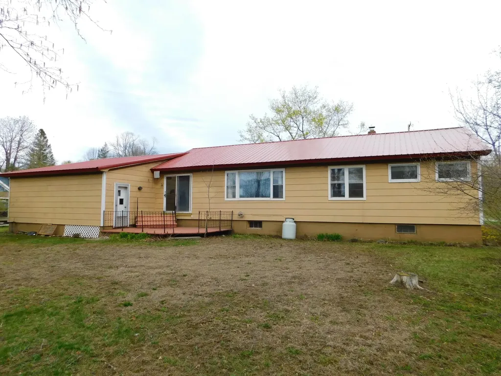140 Church Street Dexter ME 04930