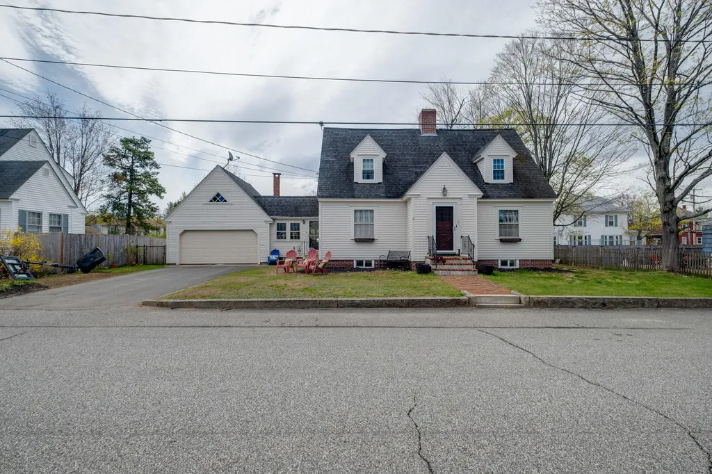 7 Lenox Street Sanford ME 04073