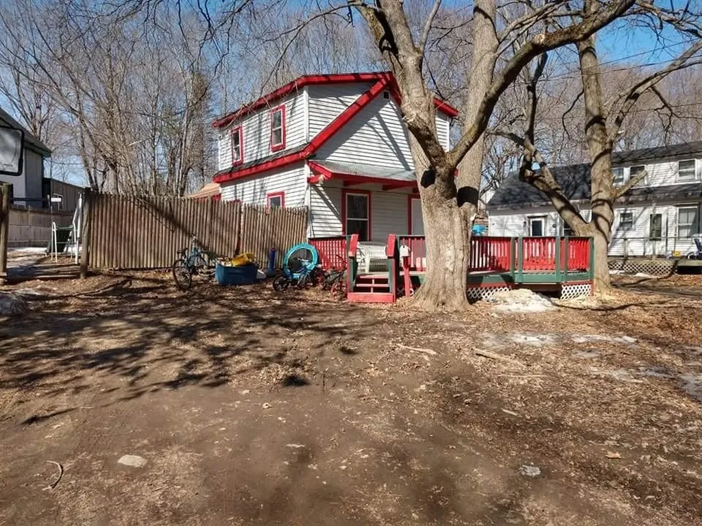 105 Harrison Avenue Gardiner ME 04345