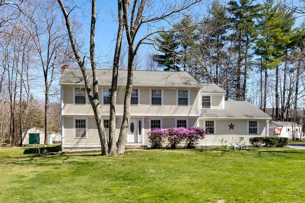 2 Kimberly Drive Saco ME 04072