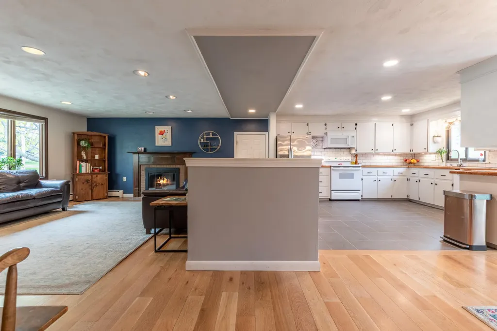 383 Pearl Street Bangor ME 04401