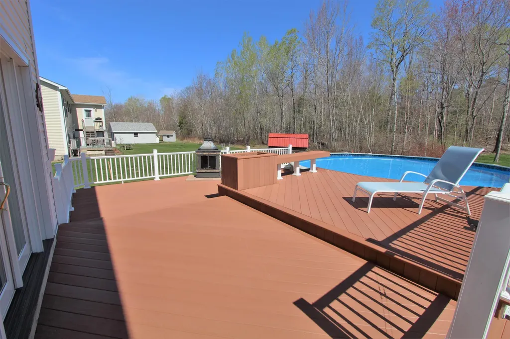 26 Lynn Avenue Brewer ME 04412