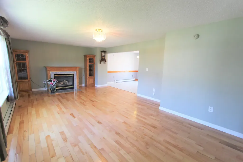 26 Lynn Avenue Brewer ME 04412
