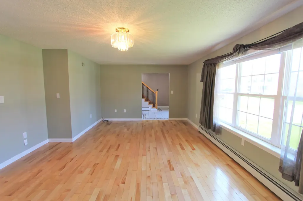 26 Lynn Avenue Brewer ME 04412