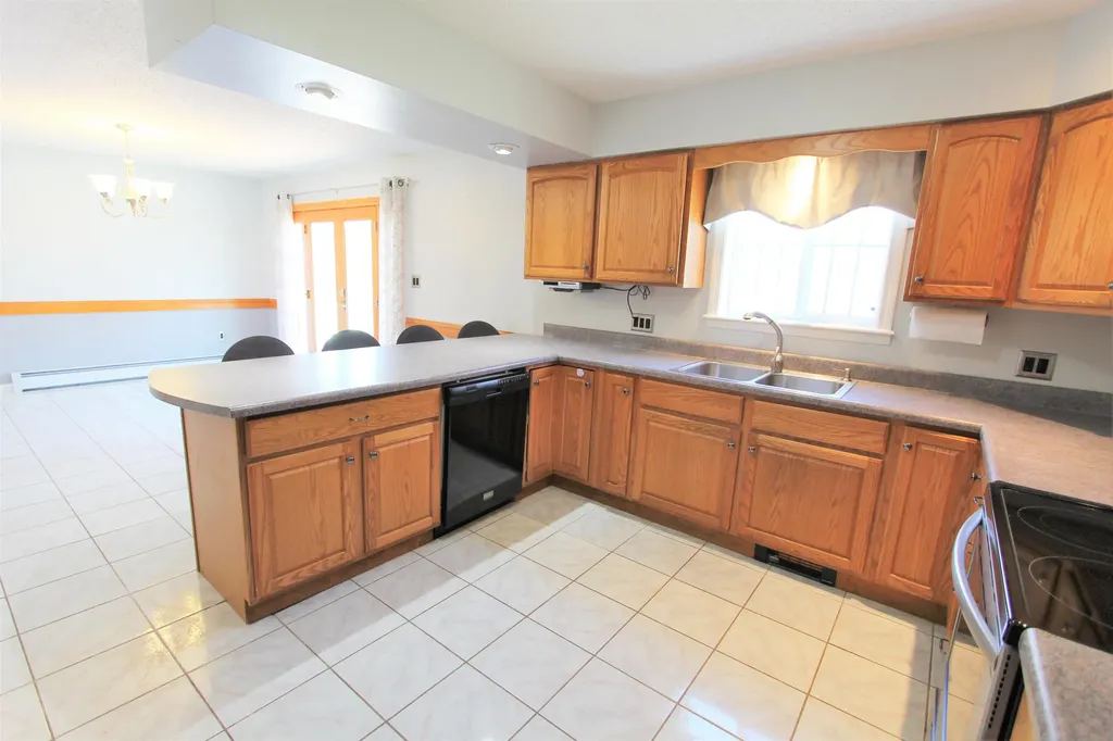 26 Lynn Avenue Brewer ME 04412