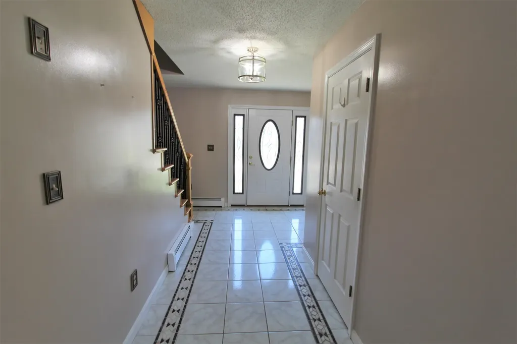 26 Lynn Avenue Brewer ME 04412