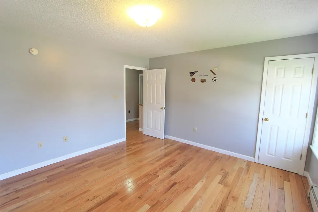 26 Lynn Avenue Brewer ME 04412