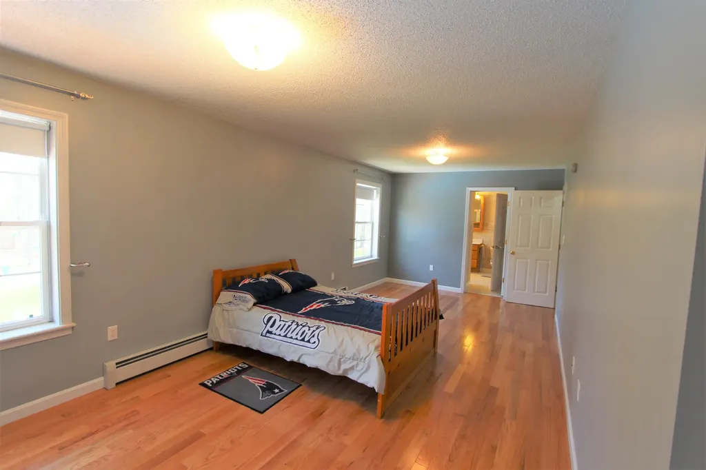 26 Lynn Avenue Brewer ME 04412