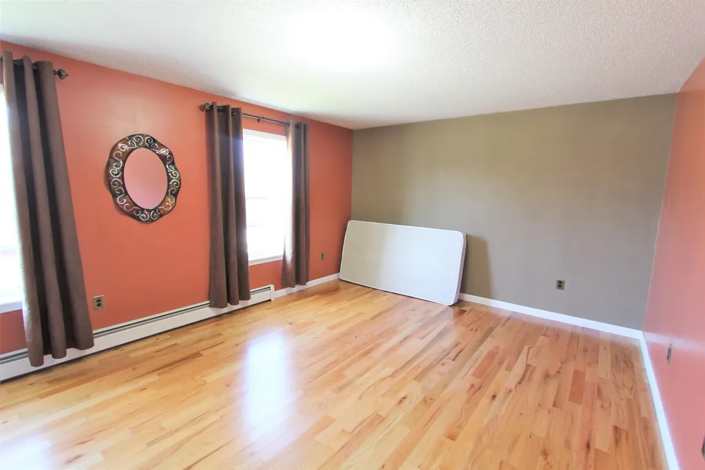 26 Lynn Avenue Brewer ME 04412