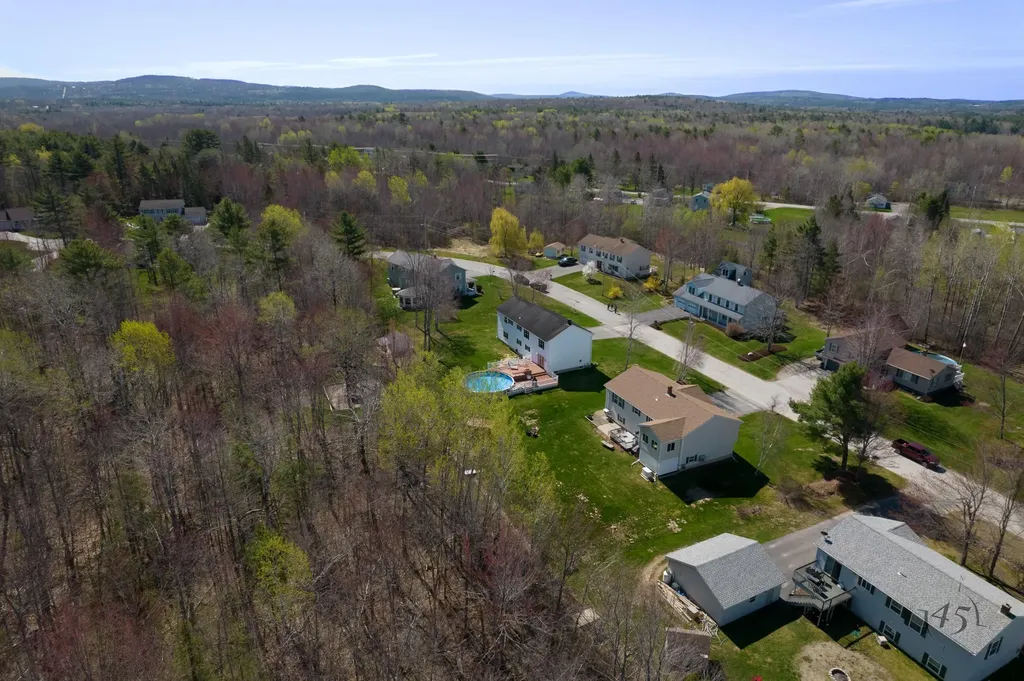 26 Lynn Avenue Brewer ME 04412