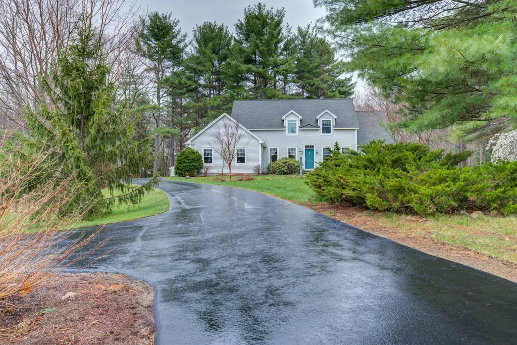4 Boynton Brook Road Saco ME 04072