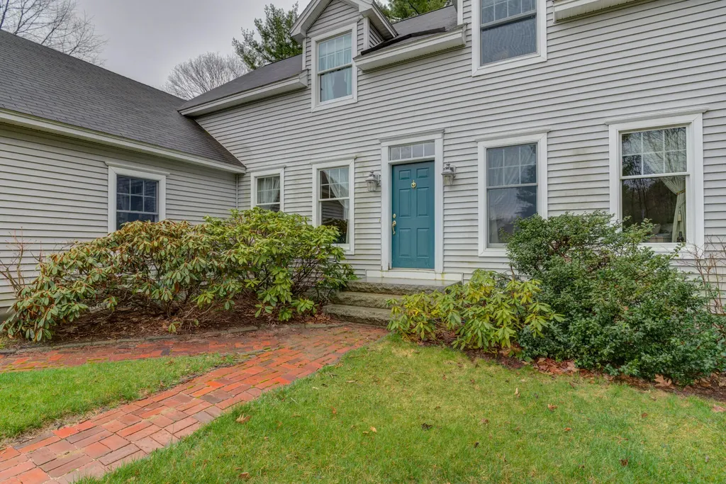 4 Boynton Brook Road Saco ME 04072