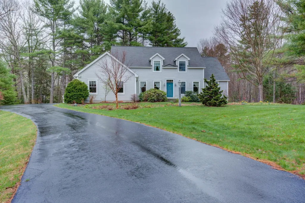 4 Boynton Brook Road Saco ME 04072