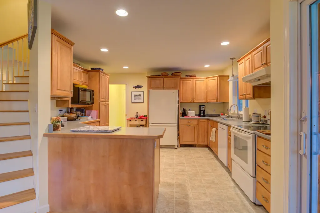 4 Boynton Brook Road Saco ME 04072