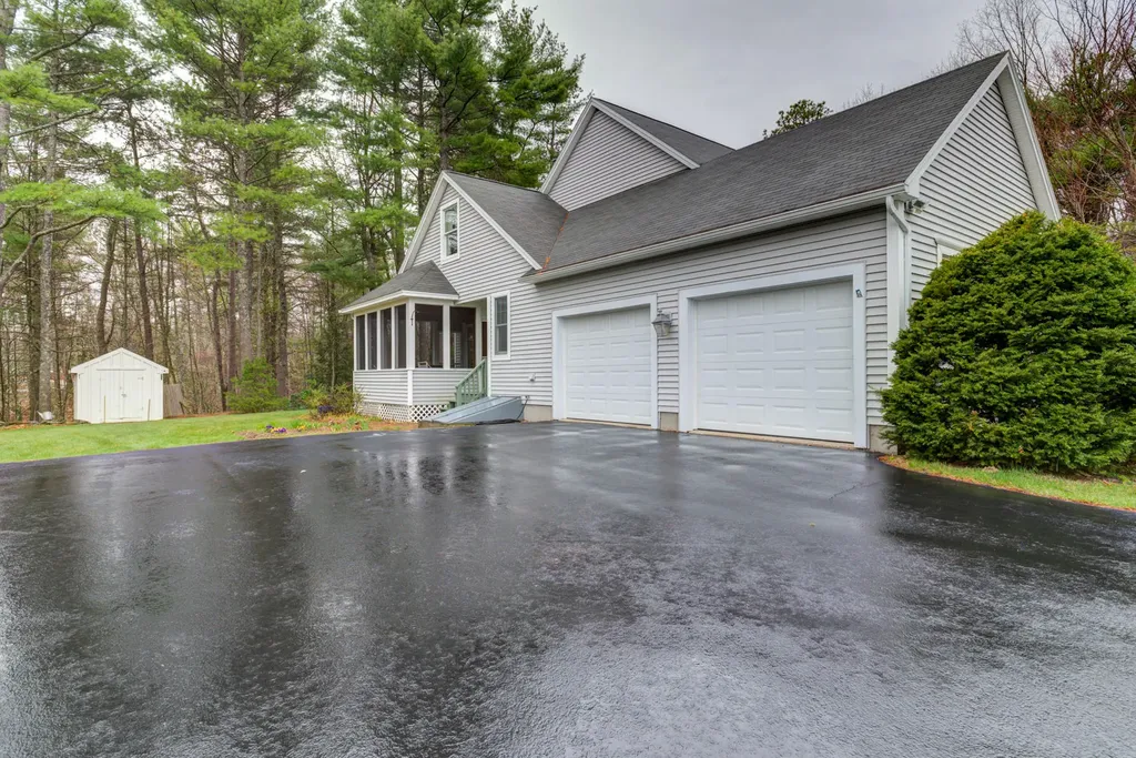4 Boynton Brook Road Saco ME 04072