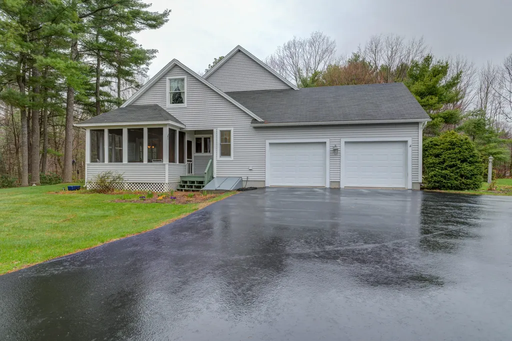 4 Boynton Brook Road Saco ME 04072