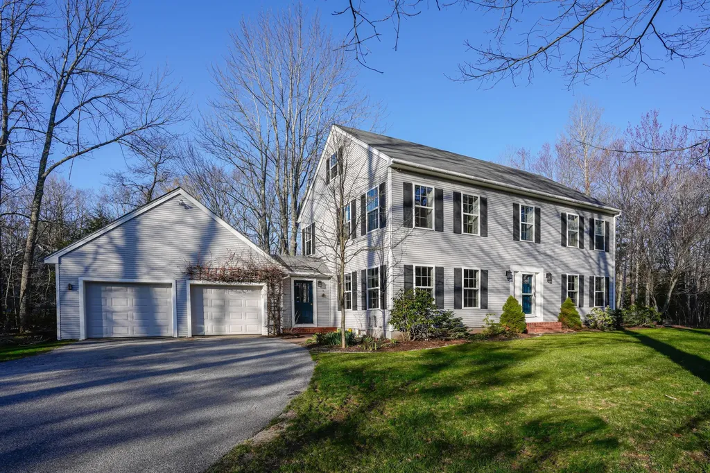 10 Sweetbrier Road Camden ME 04843